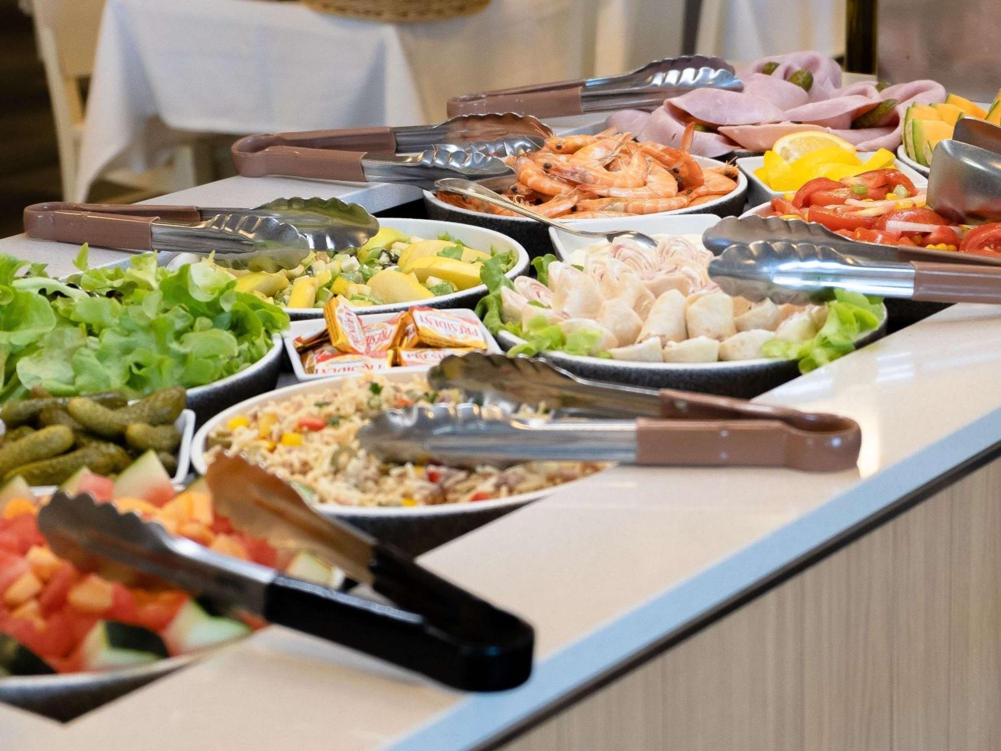 Отель Ibis Styles Dax Centre Экстерьер фото