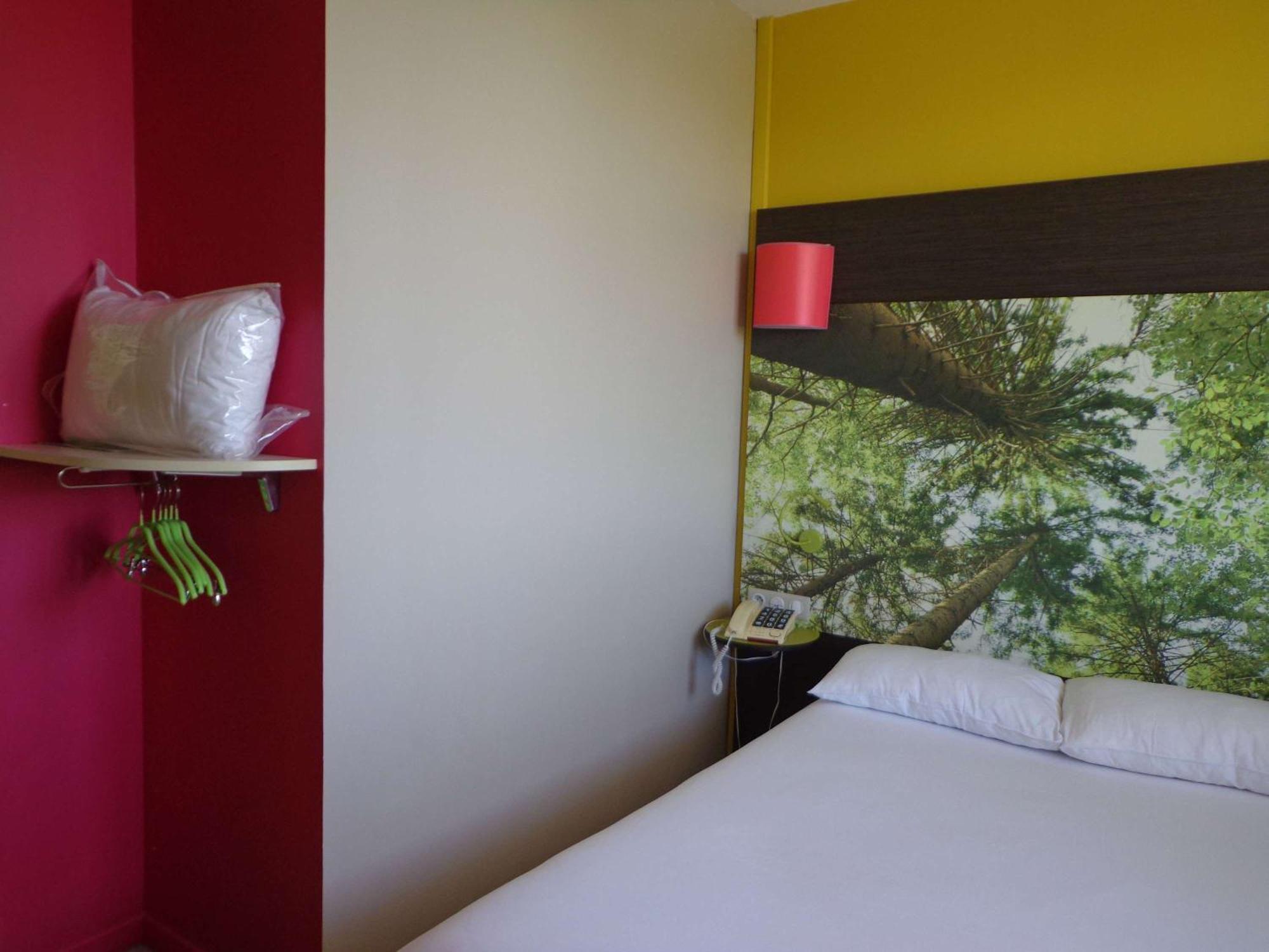 Отель Ibis Styles Dax Centre Экстерьер фото